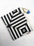 SMALL FABRIC POUCH RETRO SQUARE BLACK WHITE PATTERN (レトロ柄ファブリック ポーチ）