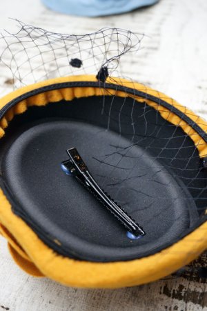 画像6: DANCING DAYS 50s MARILYN FASCINATOR （50s ビンテージタイプ ヘッドドレス/ヘッドハット・マスタードカラー）