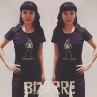 BIZARRE WOMAN BLACK S/S T-shirt