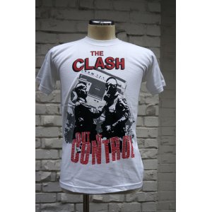 画像: THE CLASH　Short Sleeve  T-shirt Out Of Conrol（ザ・クラッシュ80s リプロ・ツアーTシャツ）