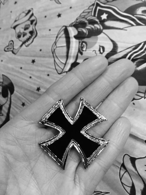 アイアンクロス ピンバッジ Iron Cross Pin 十字架 バイカー - 通販