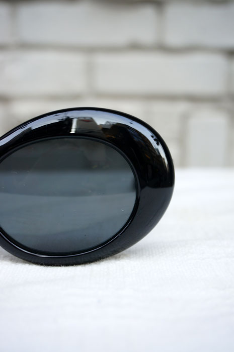 画像: TOMMYGUN 60s・70ｓ・90ｓ ROUND FRAME SUNGLASSES BLACK （レトロ・サイケ 丸フレームサングラス）