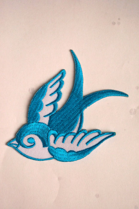 画像1: Swallow Patch Light Blue（ツバメ・スワロー・スワロウ ワッペン・水色 ）